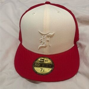 New Era x Fear of God Essentials Trucker 59FIFTY Fitted Hat - Cream/Red - 7 1/8